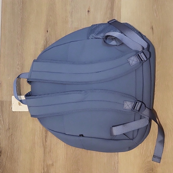Fabletics blue backpack - Picture 3 of 3